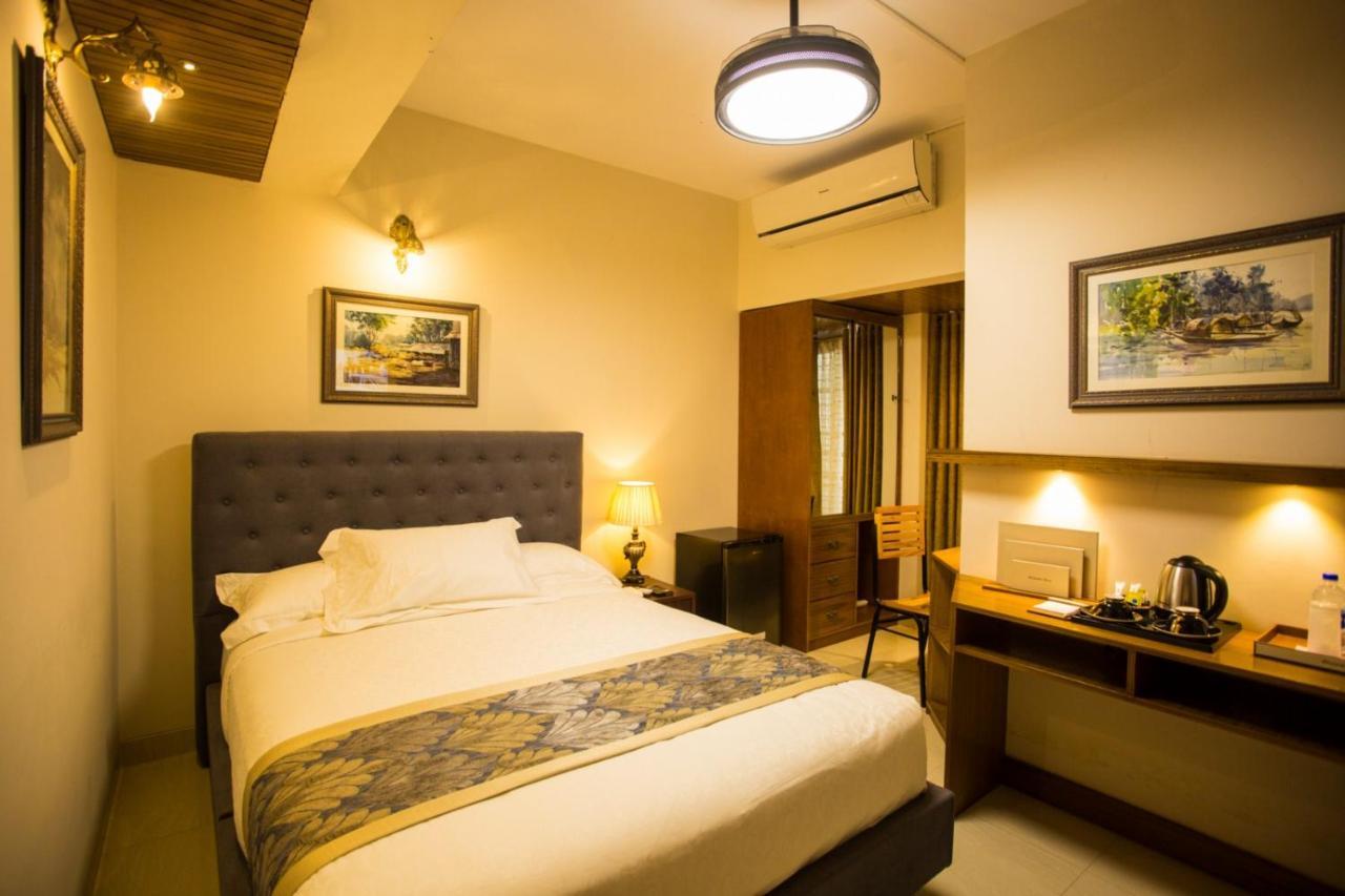 Shinepukur Suites Дака Екстериор снимка