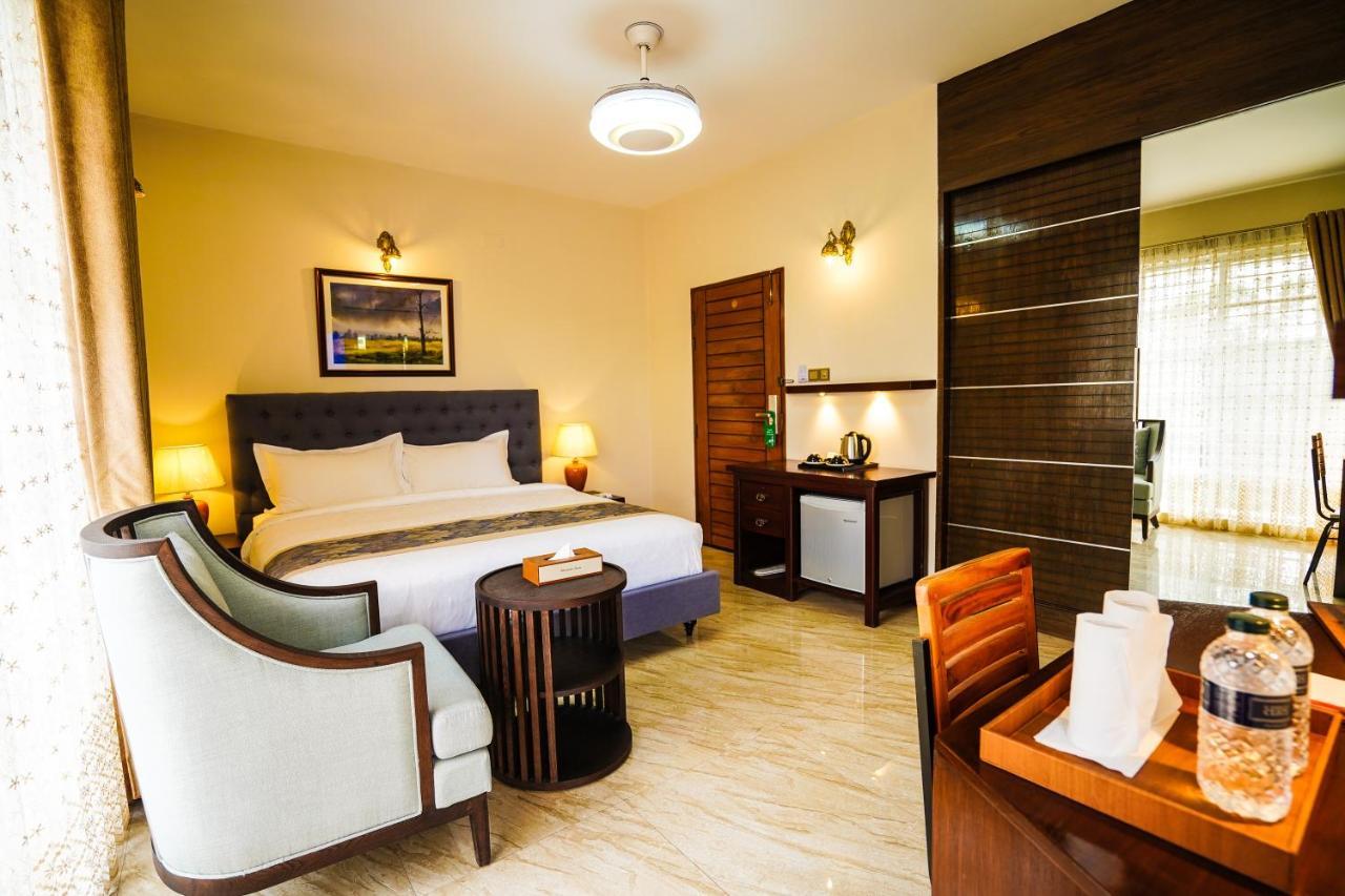 Shinepukur Suites Дака Екстериор снимка